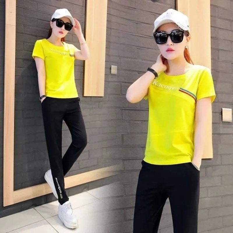 Short Sleeved Women's Sports Suit 2024 Spring/summer New Loose and Fashionable Slimming Sports Casual Two-piece Set