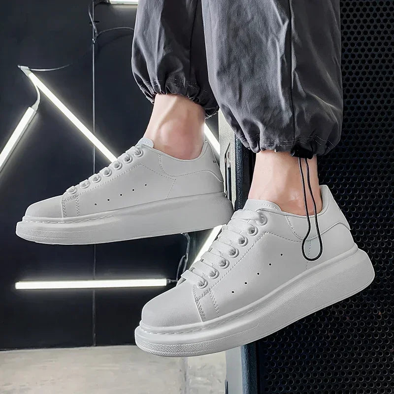 White Leather Men Casual Shoes Platform Outdoor Mens Walking Running Sneakers Breathable Sport Shoes Women Tennis Shoes