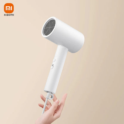 Xiaomi Mijia Hairdryer H101 Negative Ions Hair Protection Hair Dryer with Foldable Handle Portable Blow Dryer Fast Drying