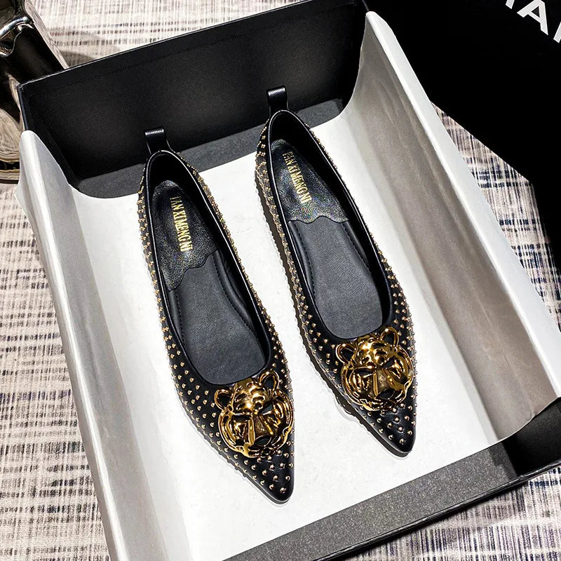 2024 New High Quality Luxury Metal Buckle Rivets Sequin British Style Pointed Shoes Elegant Style Commuter Women's Flat Shoes