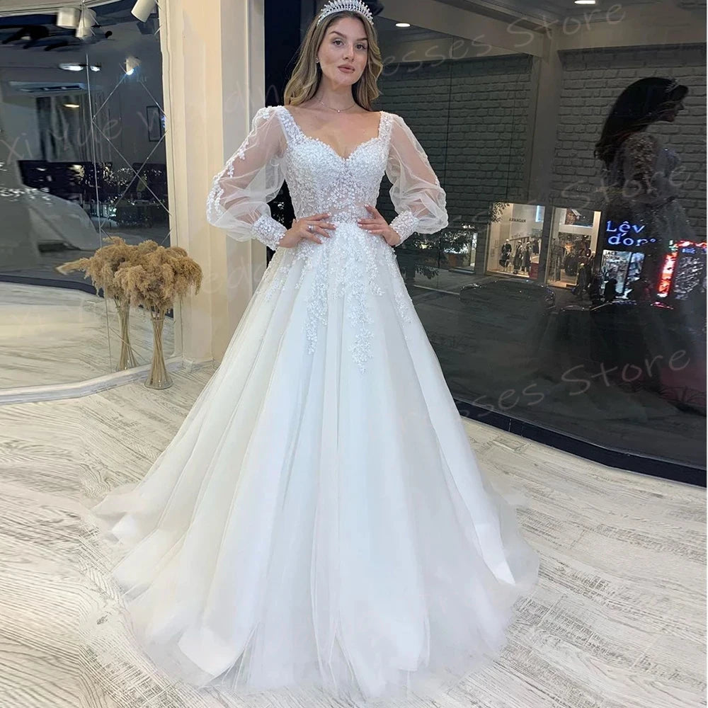 Charming Pretty A Line Women's Wedding Dresses Elegant Lace Appliques Bride Gowns V Neck Long Sleeve Backless Vestido De Noivas