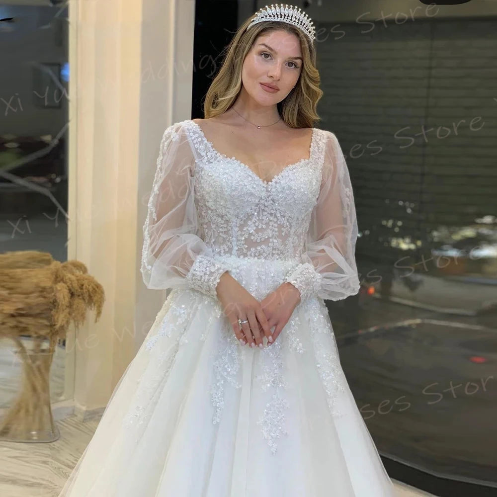 Charming Pretty A Line Women's Wedding Dresses Elegant Lace Appliques Bride Gowns V Neck Long Sleeve Backless Vestido De Noivas