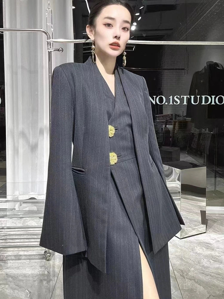 SuperAen 2023 Winter New Korean Dark Stripe V-Neck Split Dress Paired with A Fashionable Two Piece Suit Coat